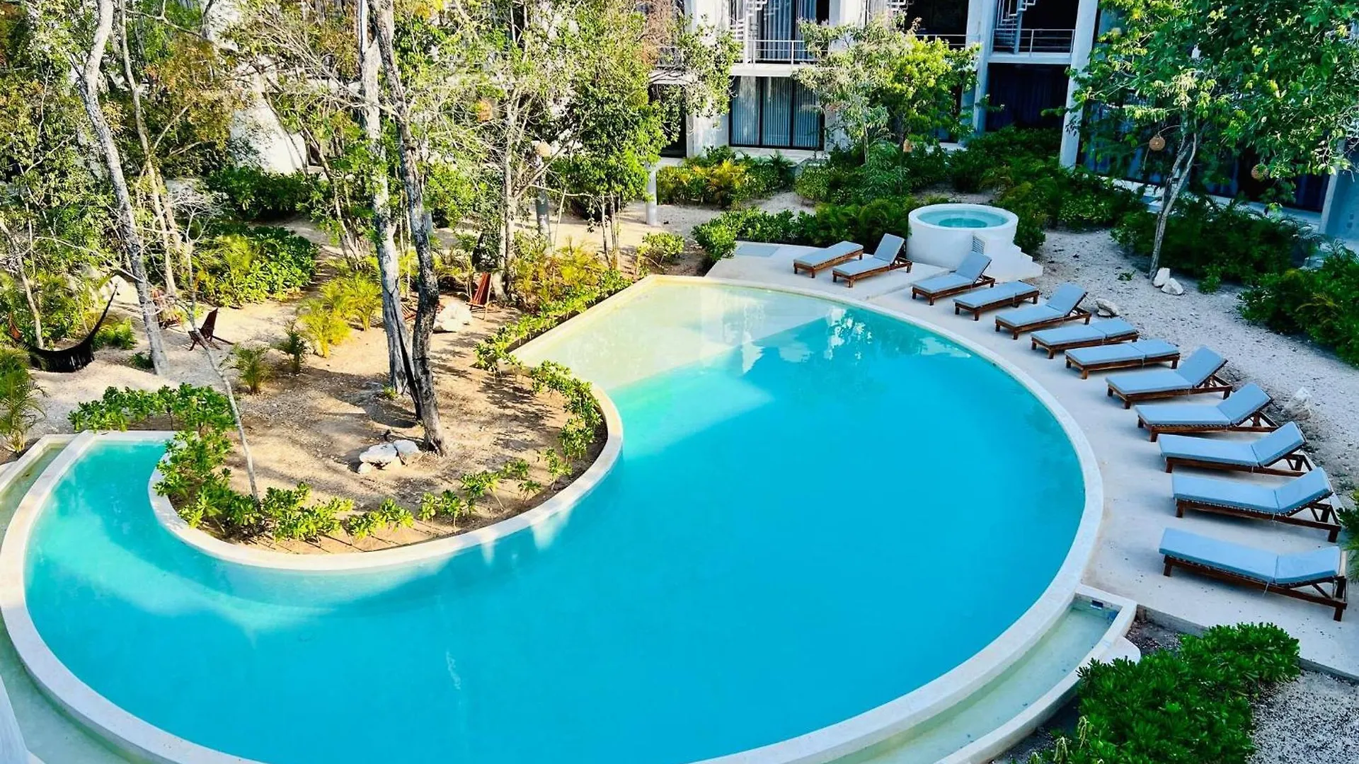 306 Seremonia Selva Private Pool New Apartment King Bed Wifi Tulum Mexico