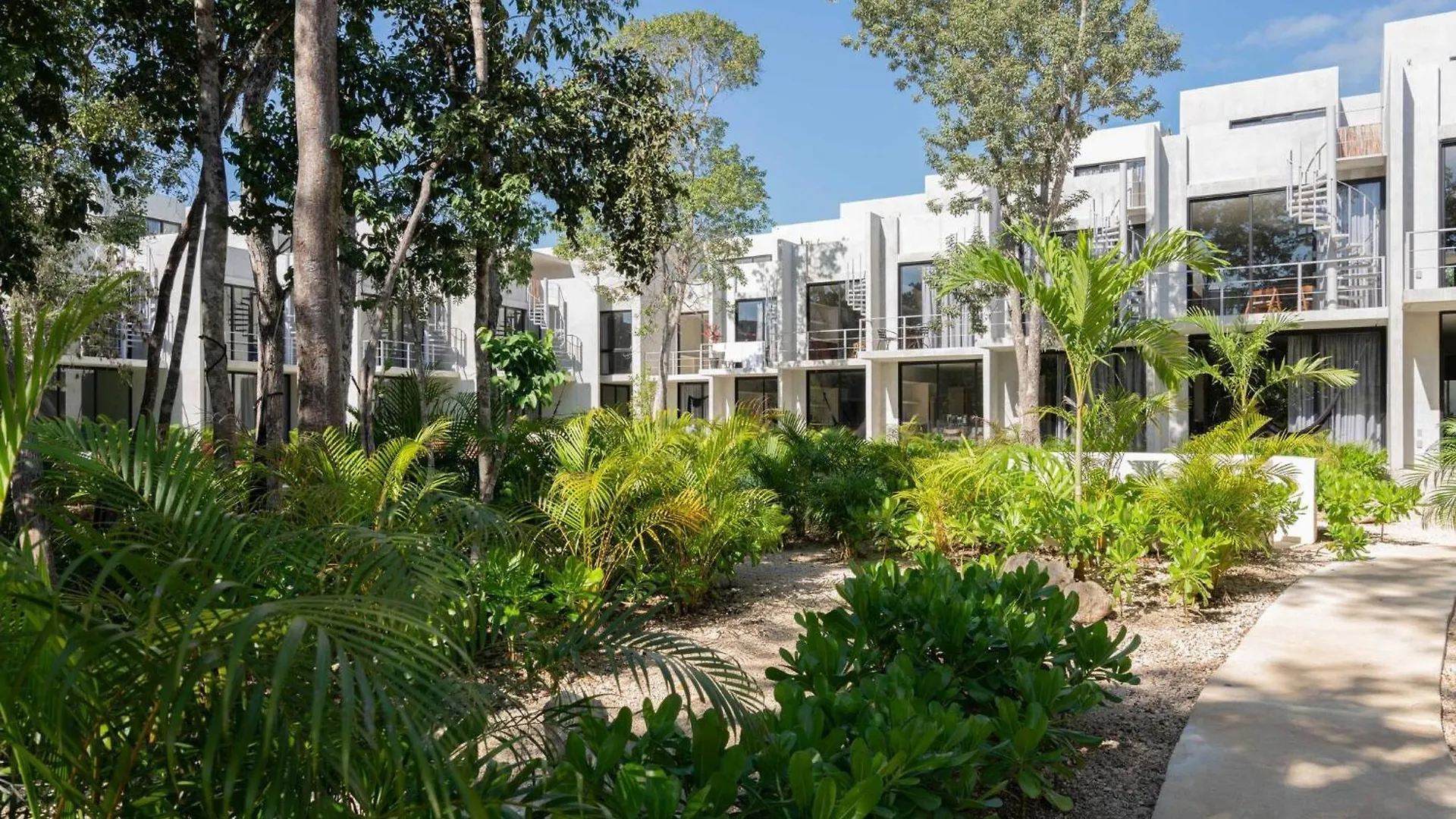 306 Seremonia Selva Private Pool New Apartment King Bed Wifi Tulum Mexico